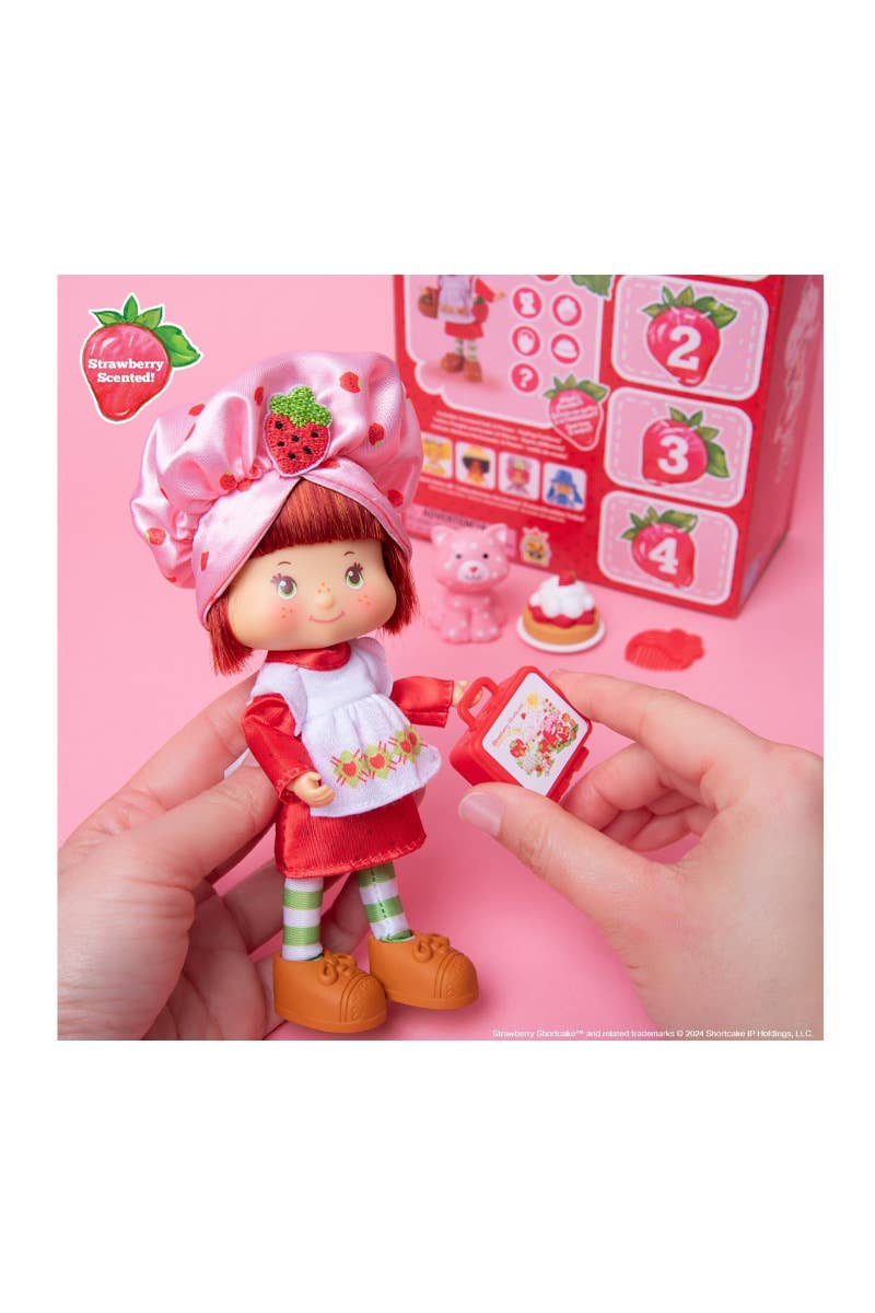 Strawberry Shortcake 5.5" Scented Doll