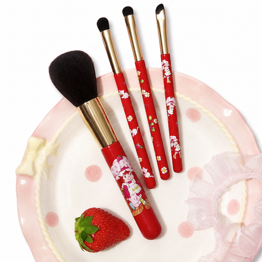 Strawberry Shortcake five-piece makeup brush set on white background