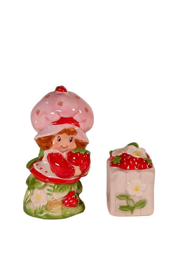 Strawberry Shortcake Growing Love Salt and Pepper Shaker