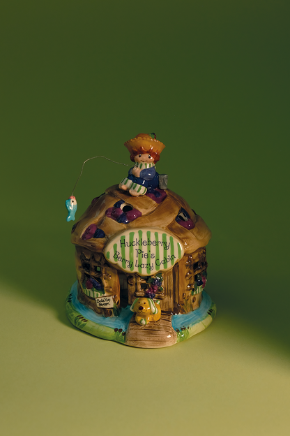 COMING SOON!  Huckleberry Pie's Berry Lazy Cabin Candle House
