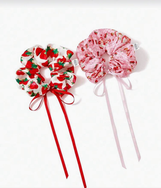 Strawberry Shortcake Scrunchies 🍓
