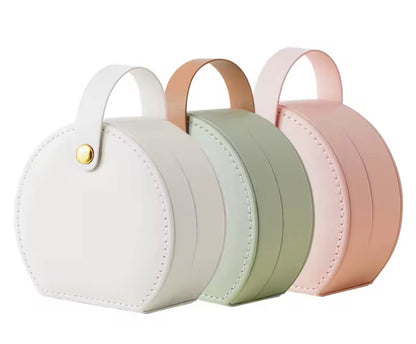 Travel jewellery case