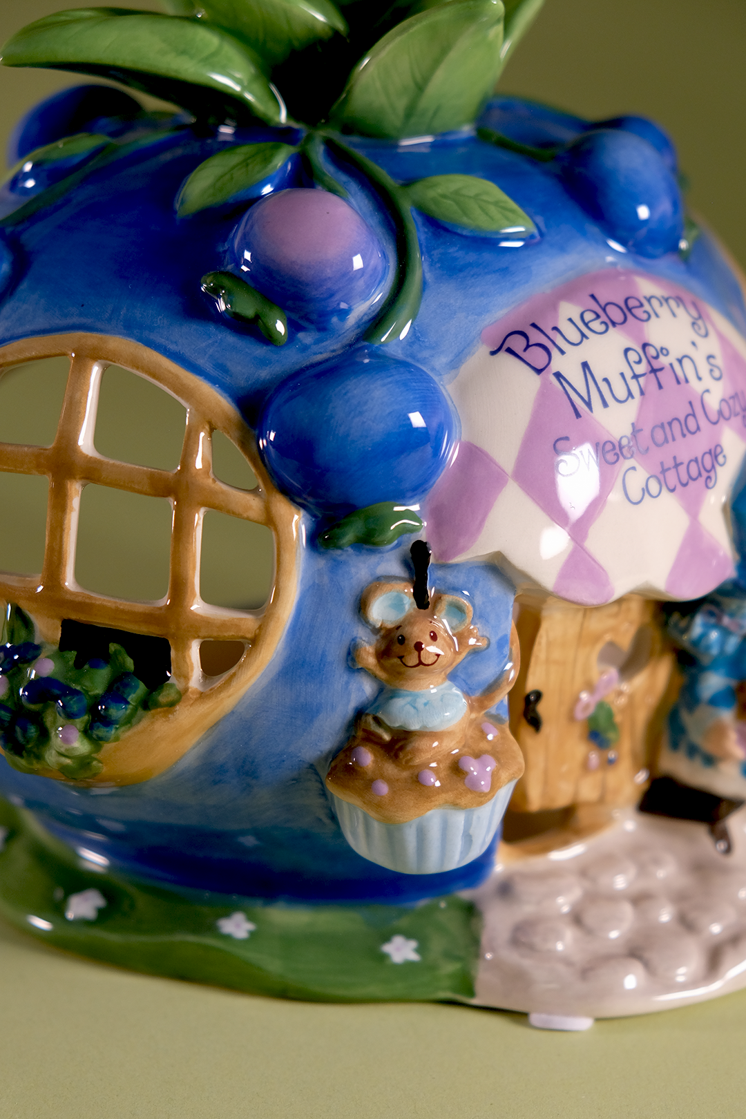 COMING SOON! Blueberry Muffin's Sweet and Cozy Cottage Candle House