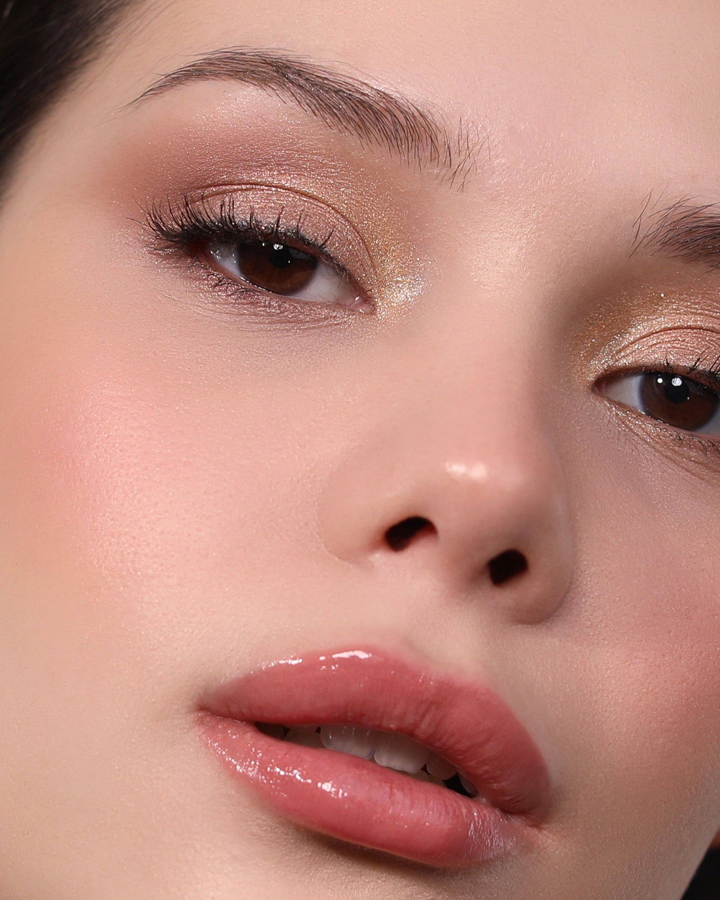 Moira Cosmetics - Cosmic Desire Eyeshadow Palette