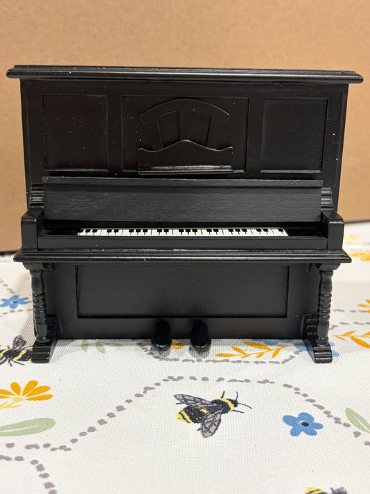 1:12 Miniature Classic Upright Piano – Black