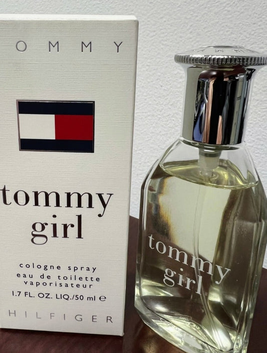 Tommy Hilfiger Tommy Girl Eau de Toilette Spray – 50 mL