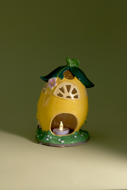 COMING SOON!  Lemon Meringue's Lovely Little Cottage Candle House