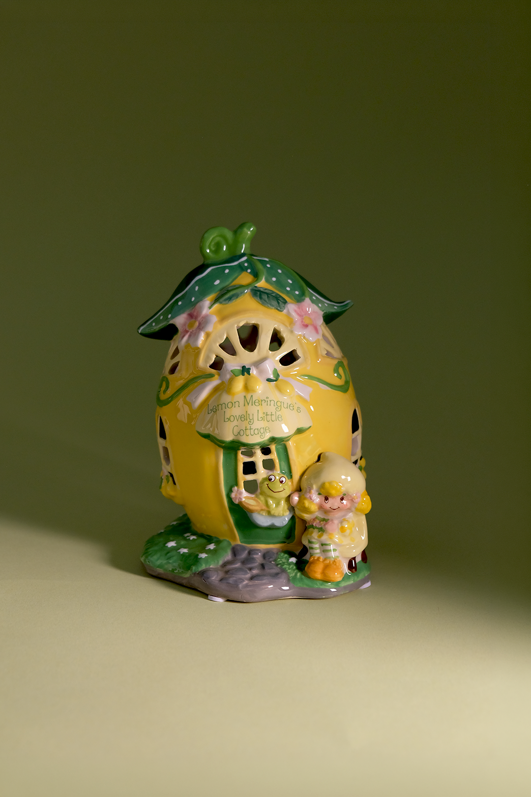 COMING SOON!  Lemon Meringue's Lovely Little Cottage Candle House