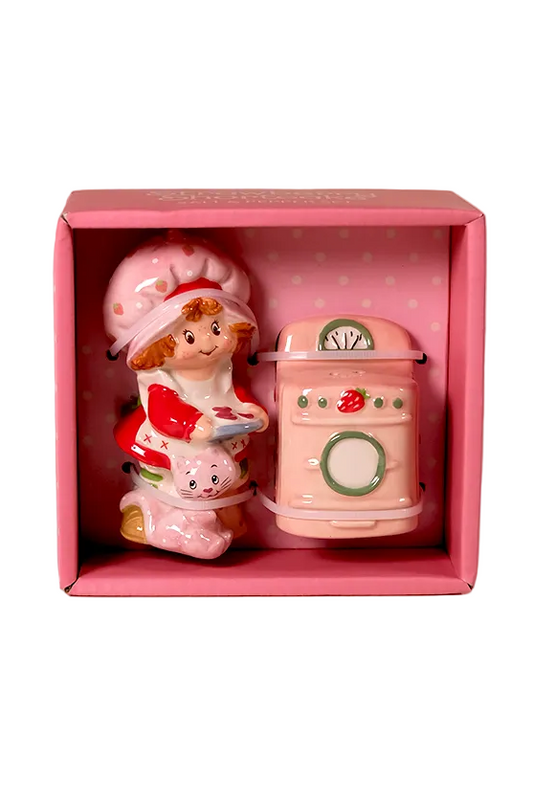 Strawberry Shortcake Vintage Oven Spices Salt & Pepper Set