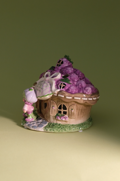 COMING SOON!  Raspberry Tart's Berry Sweet Hideaway Candle House