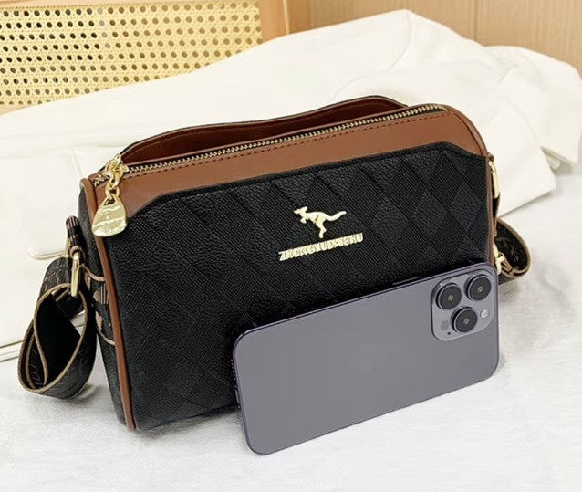 Quilted crossbody shoulder bag product photo